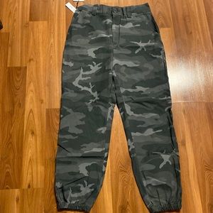 NWT Aritzia New Alix pants